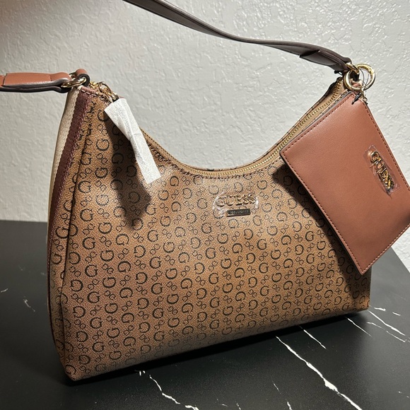 Guess purse, brown with cardholder included - Picture 4 of 6